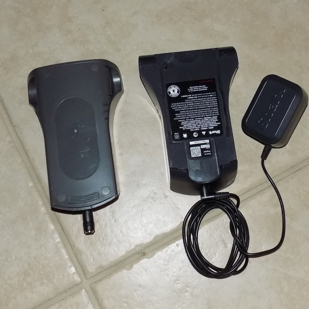 Shark XSBT750 Vacuum Battery‎ and Charger 25.2V 3500mAh Gray Good Condition